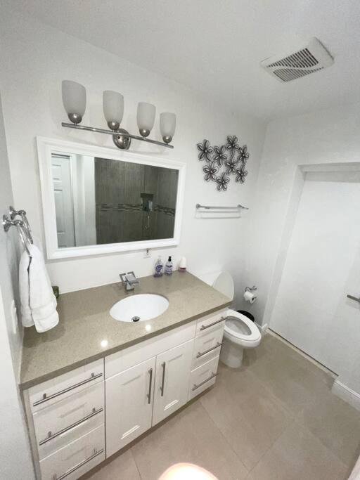 Modern Miami Oversized 3 Bedroom In Central Location Exterior photo